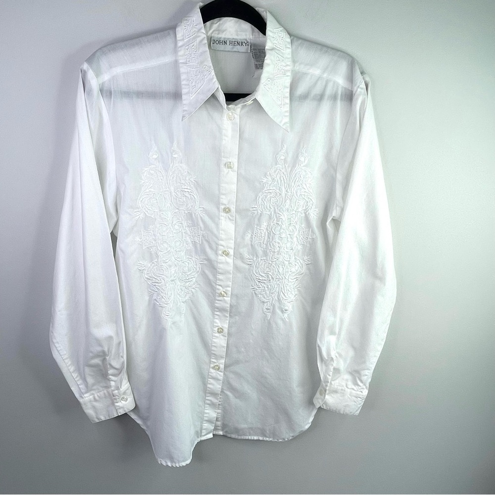 Vintage John Henry Embroidered Women's White Button Down Shirt Size M